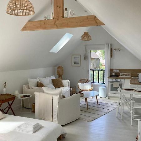 Studio cosy avec coin jardin Lancieux Extérieur photo